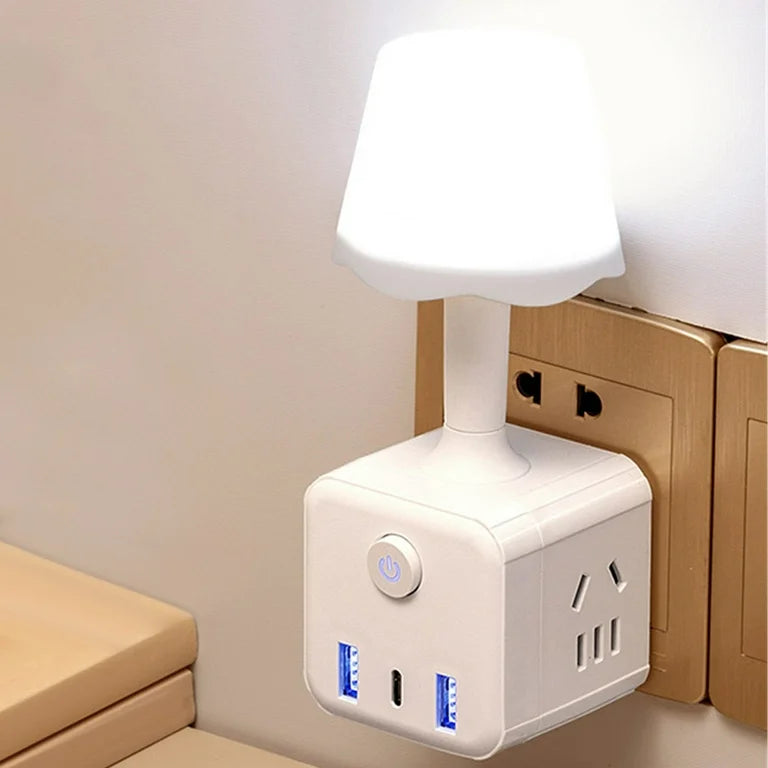 شريط طاقة متعدد الوظائف مزود بمصباح ليلي مكعب الشكل ومنافذ شحن USB