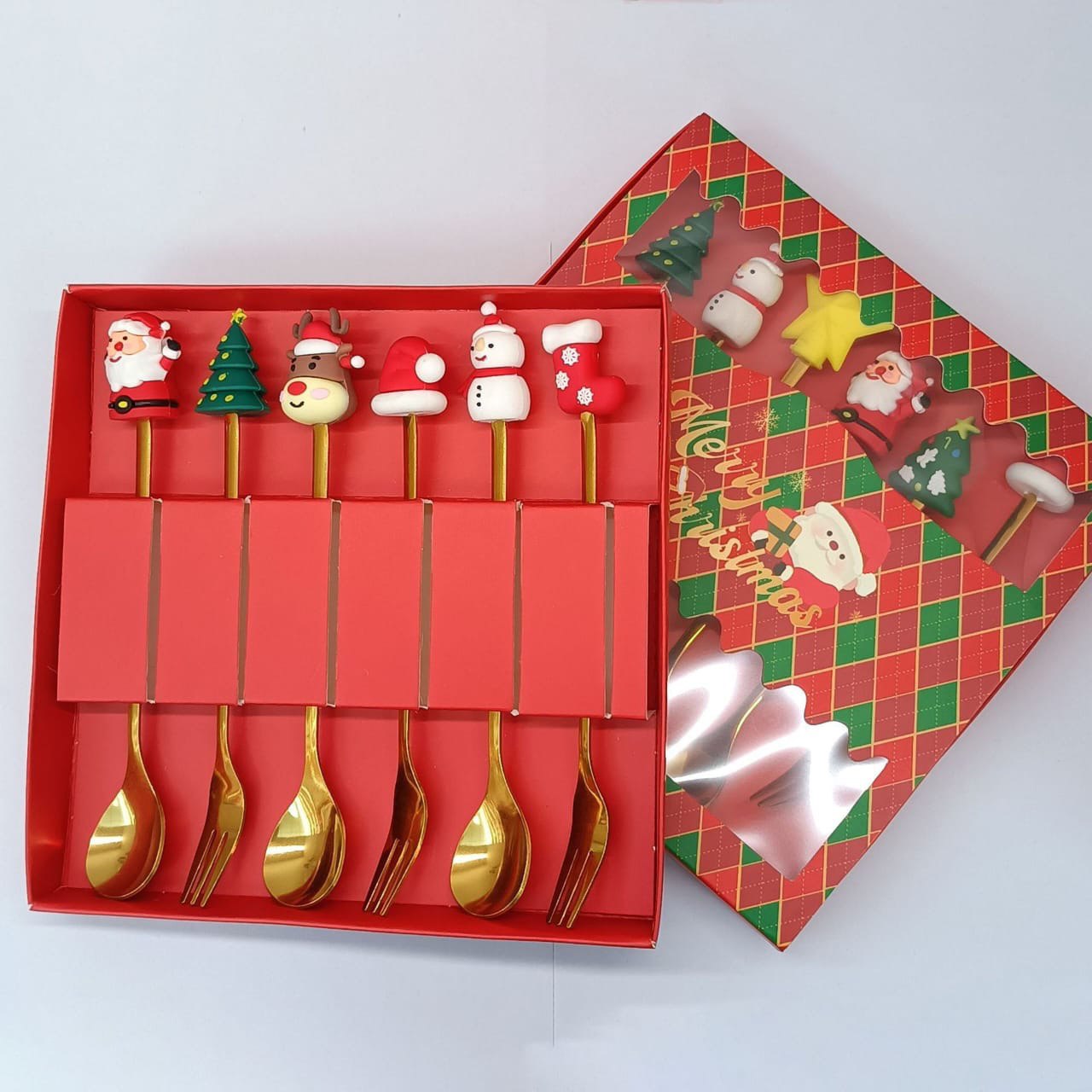 🎄 طقم ملاعق وشوك لعيد الميلاد – علبة هدايا من 6 قطع
