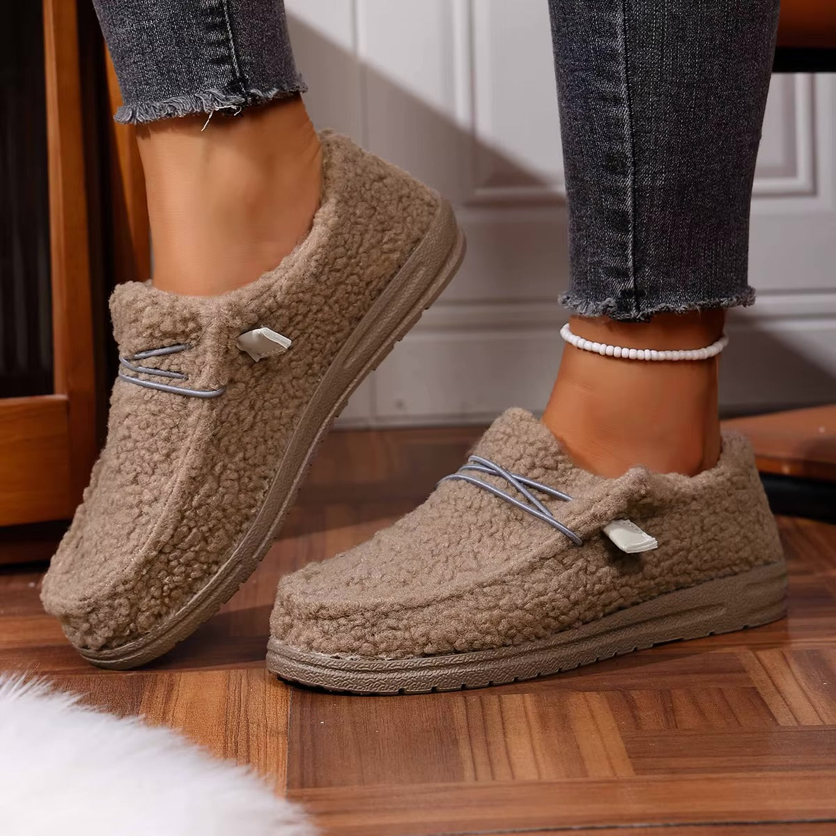 Women’s Casual Footwear for Outdoor & Indoor Use
