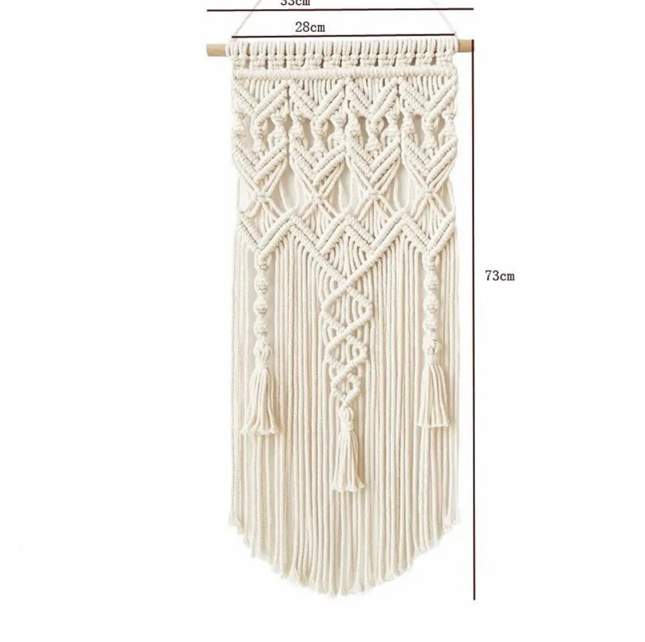 نسيج جداري معلق بتقنية المكرمية 