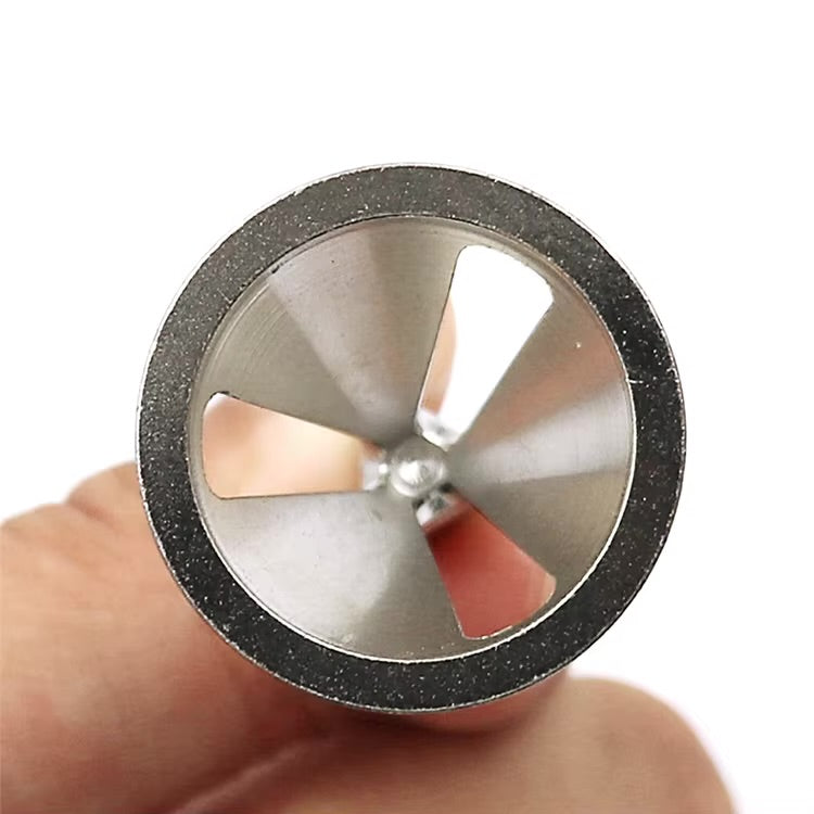 أداة إزالة النتوءات من الشطف الخارجي