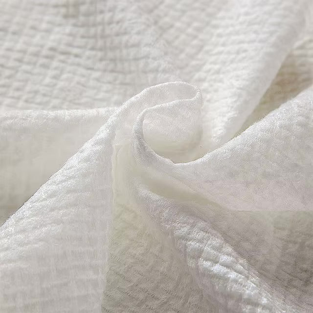 Travel Towel – Nonwoven Viscose, Disposable & Eco-Friendly