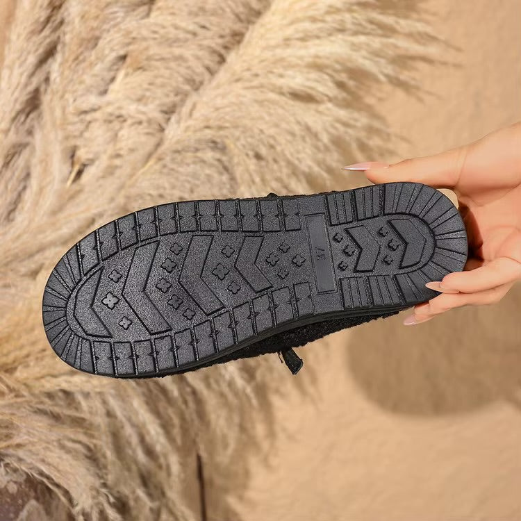 Women’s Casual Footwear for Outdoor & Indoor Use