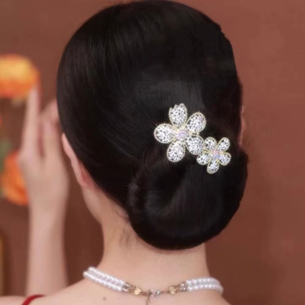 Crystal Flower Hair Clip – Elegant Bun Accessory