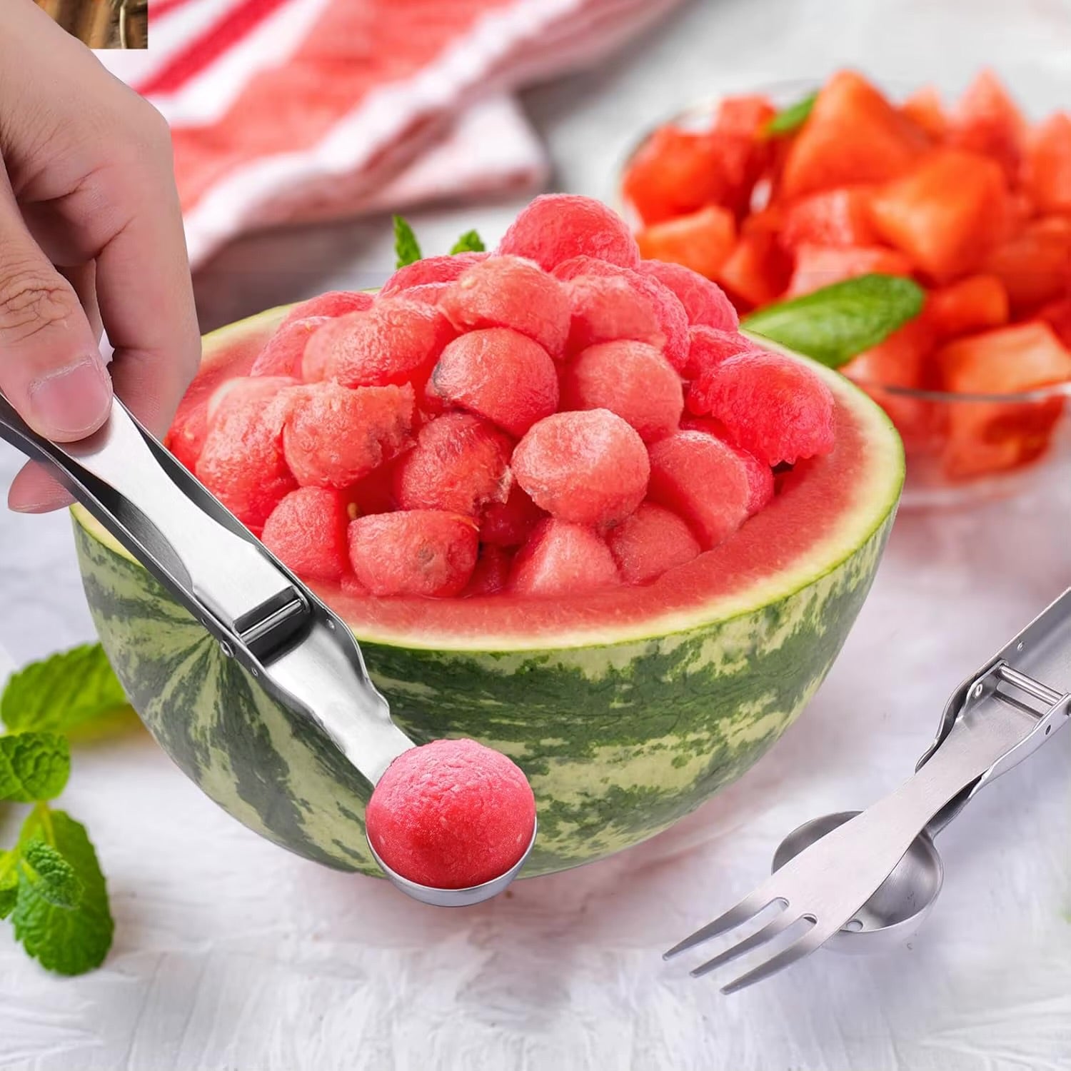 2-in-1 Watermelon Cutter & Fork — Slice & Serve Instantly
